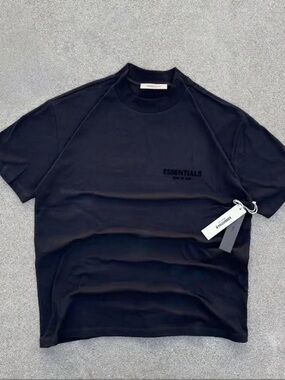 Fear of God ESSENTIALS Black Short Sleeve Logo Tee